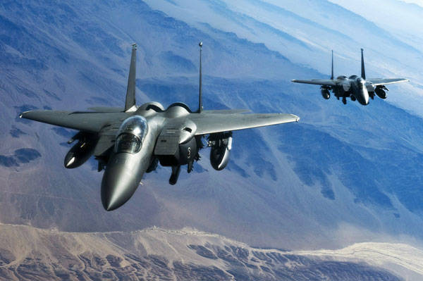 要求作为取代f-4战机的下一代f系列战机必须成为"空优战斗机"