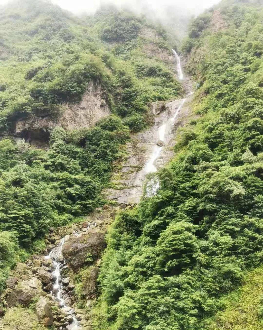 成都彭州回龙沟 夏日避暑玩水看猴!