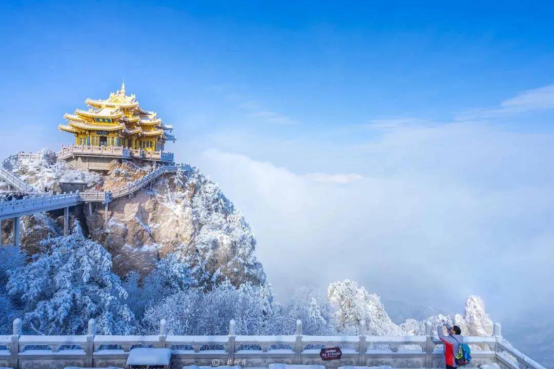去年冬天走红的 老君山是这样,从人间仙境沦为泡面遍地.