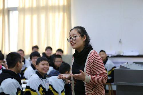 全面教育 为学校插上腾飞的翅膀