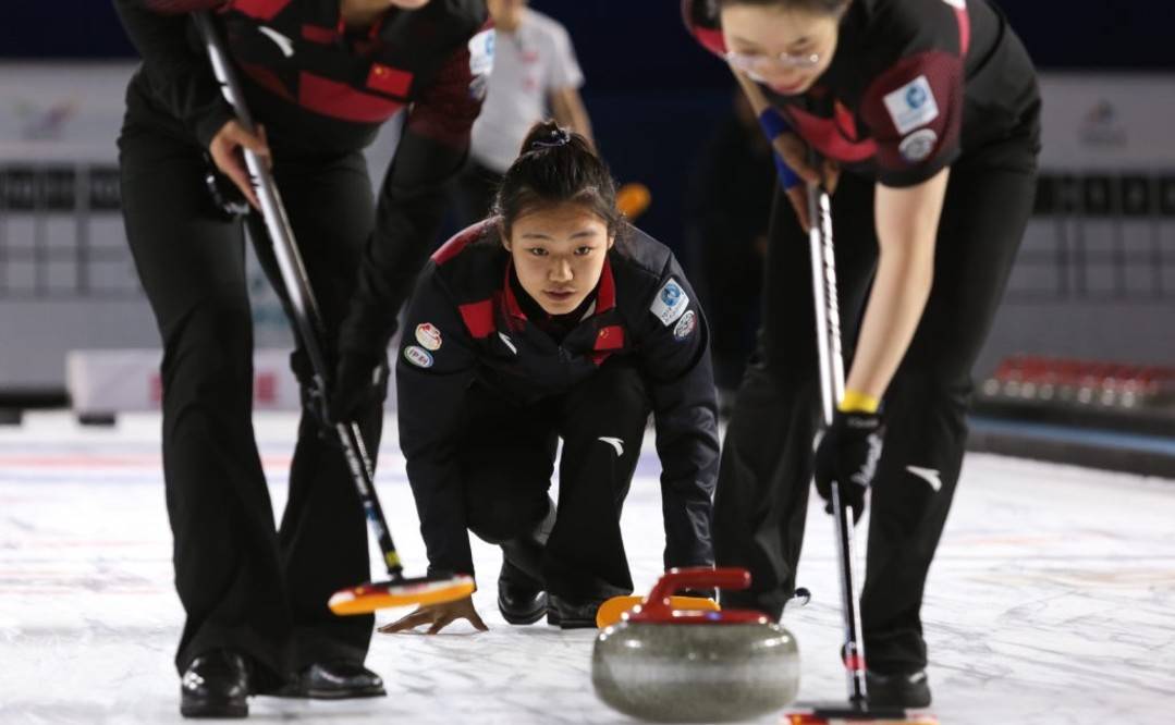 原创爆冷!中国女子冰壶击退冬奥冠军,三连胜暂列第三,瑞士罕见满分?