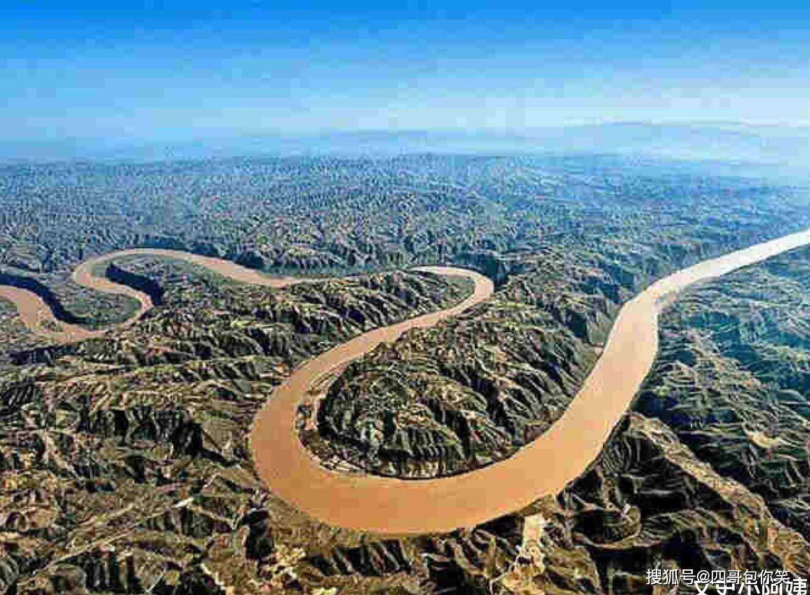 原创陕西有个天下黄河第一湾弧度超320度似一幅天然太极图