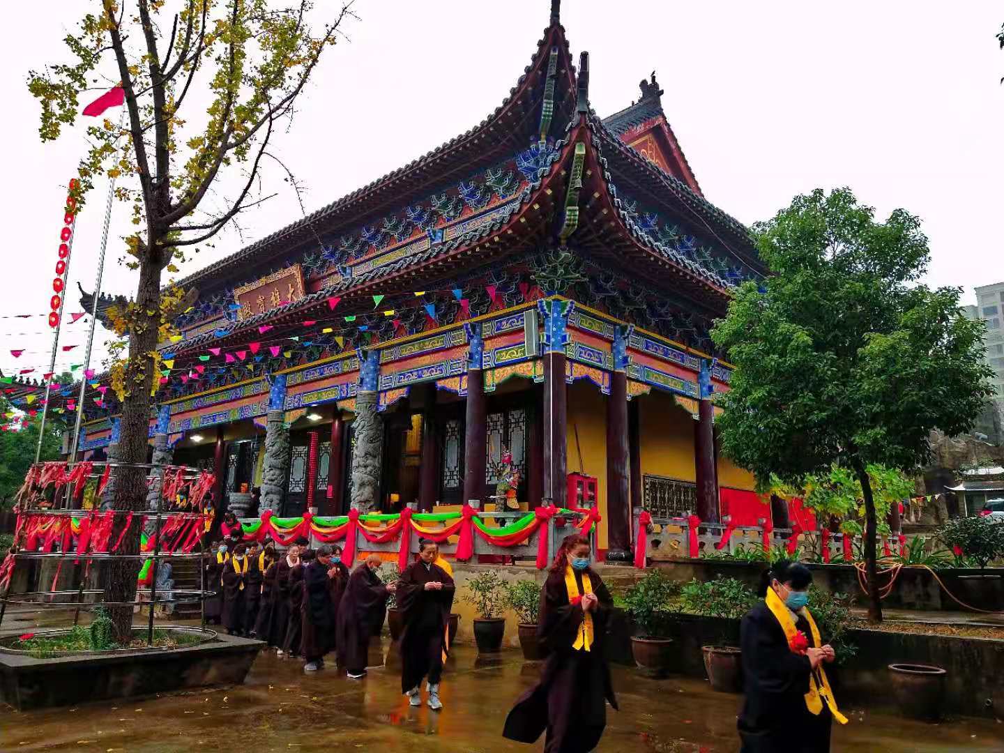 宛若蟠龙的芜湖蟠龙寺