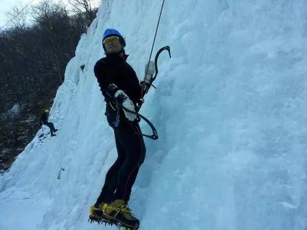 韩国知名登山家滑坠遇难刚完成148000曾因冻伤10指被截