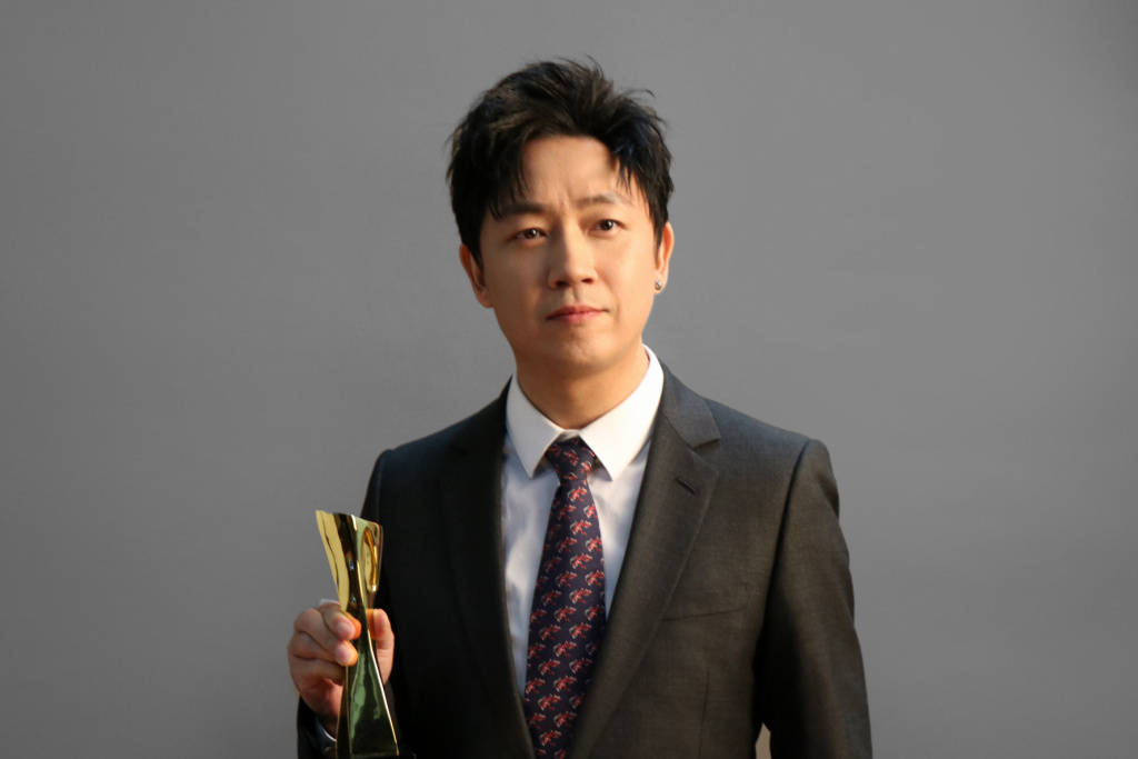 原创潘粤明缅怀唐山大地震姥姥拼尽全力保护临终时也没能见一面