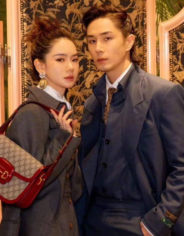 戚薇李承铉真是宝藏夫妇:扮美时老公抢着美,扮帅时老婆抢着帅