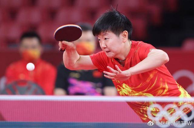 原创打哭伊藤美诚进决赛,孙颖莎霸气横扫,决战陈梦争冠,国乒拿首金?