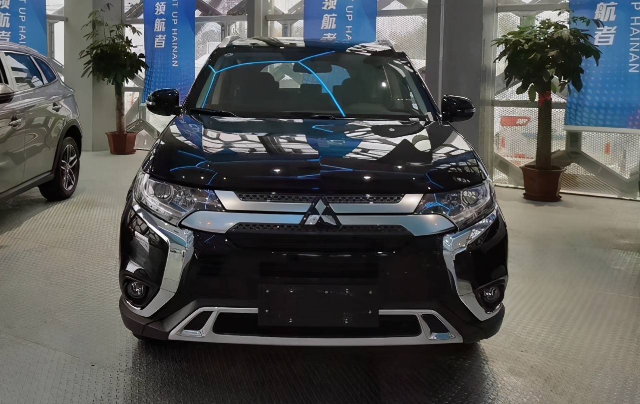 高性价比7座suv,大空间够舒适,跌破14万,带你看欧蓝德