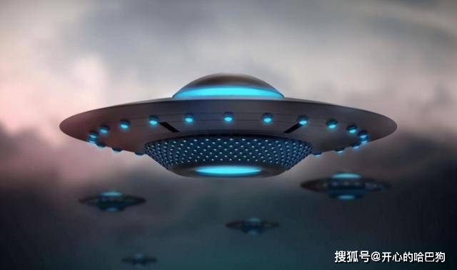 这名ufo发烧友也表示,他认为这个飞船可能就是来自于他在2019年曾经