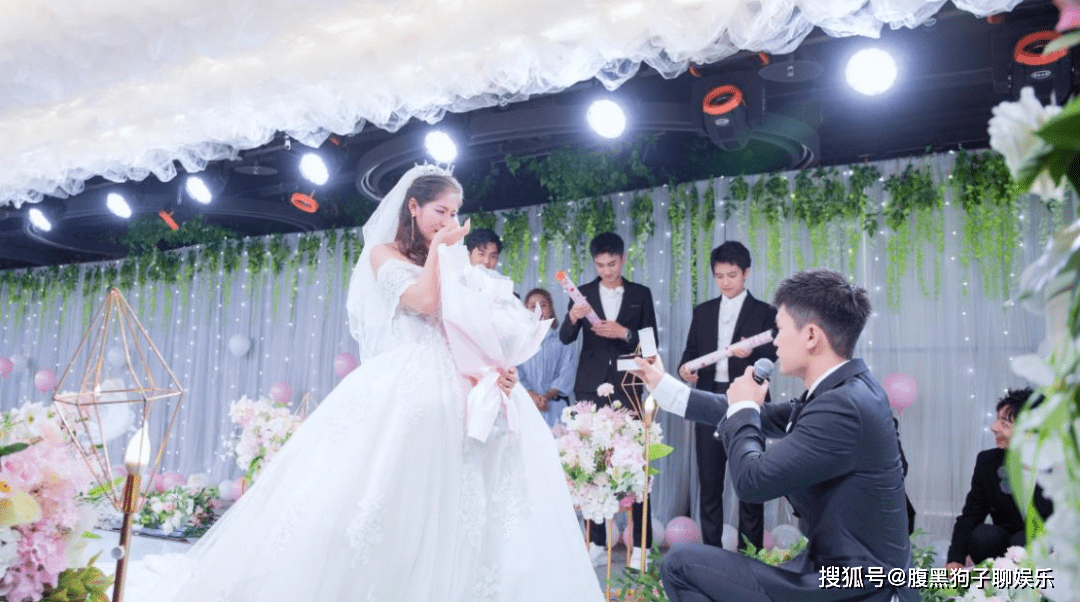 去年2月才结婚,儿子还不到1岁