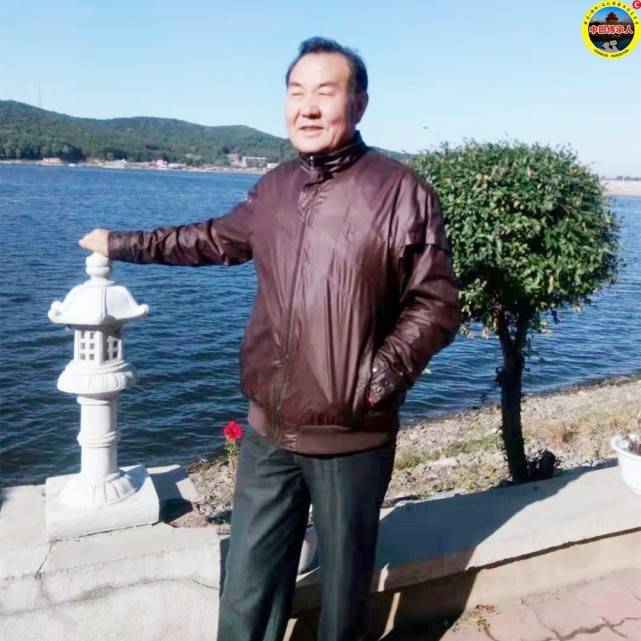 中国传承人马霖:被誉为书法界的"马三力"
