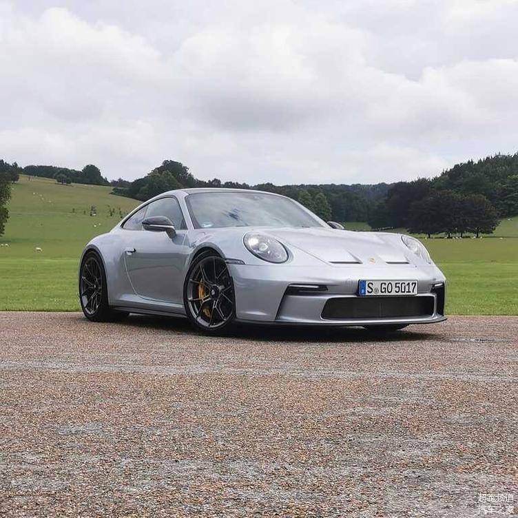 西安保时捷车友会全新保时捷911 gt3 touring 优雅豪华的外观 性能范