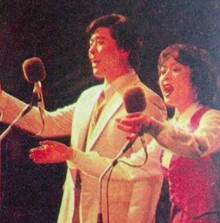 歌手谢莉斯突发脑梗,后其女又患绝症,2重打击下坚强度晚年_王洁实