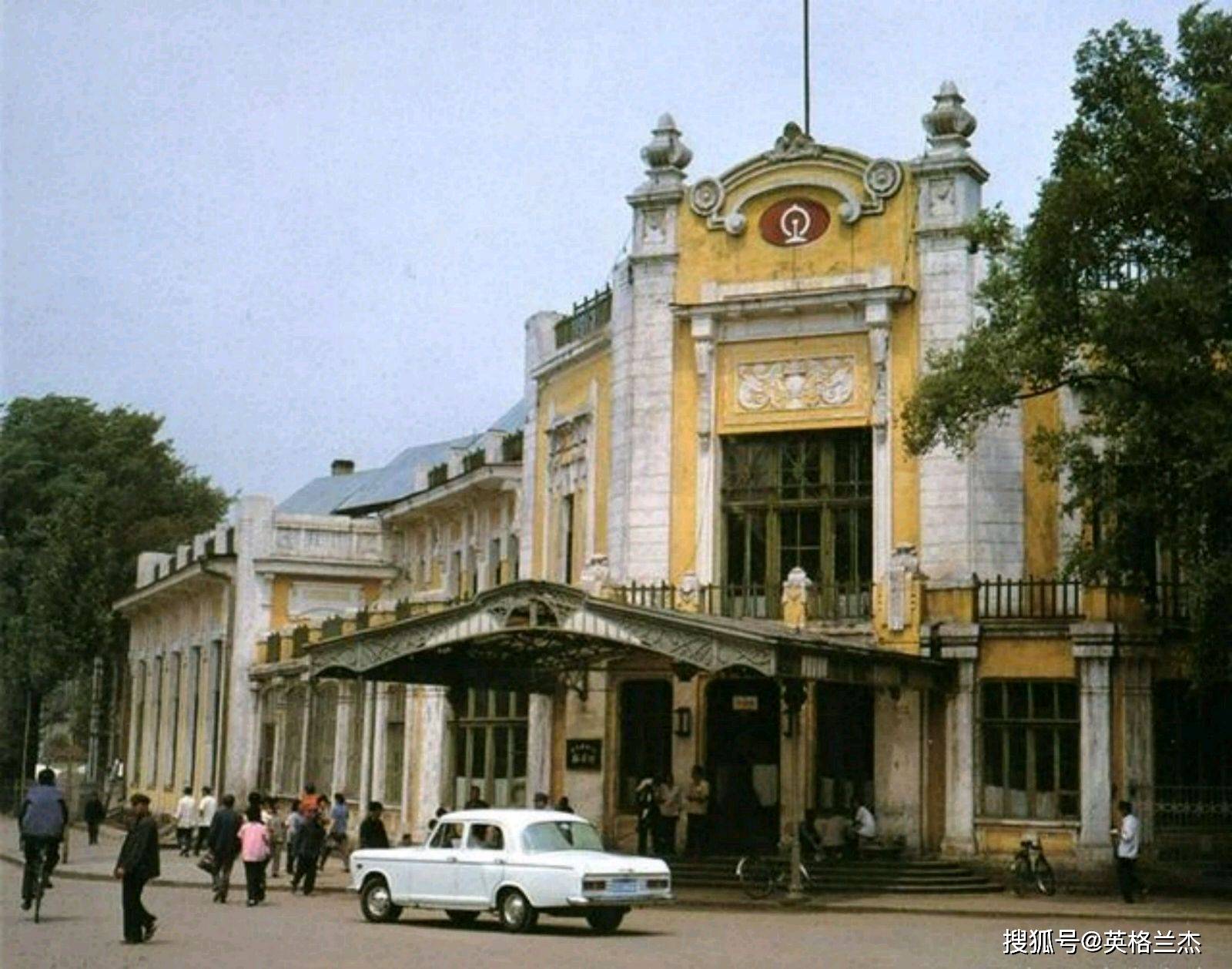 原创80年代老照片,难得一见的哈尔滨"老样子,看下有什么特别?