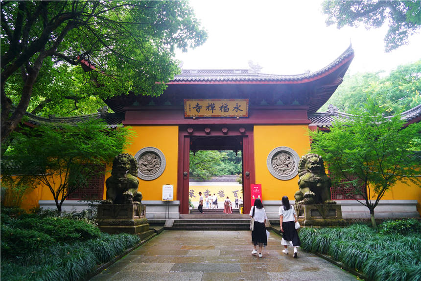 杭州这座寺庙,始建于东晋,比少林寺早170年,游客来杭州必打卡