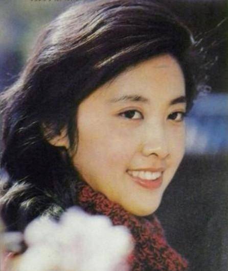 68岁"女儿国国王"朱琳:为何说"与唐僧假戏真做",如今怎样了