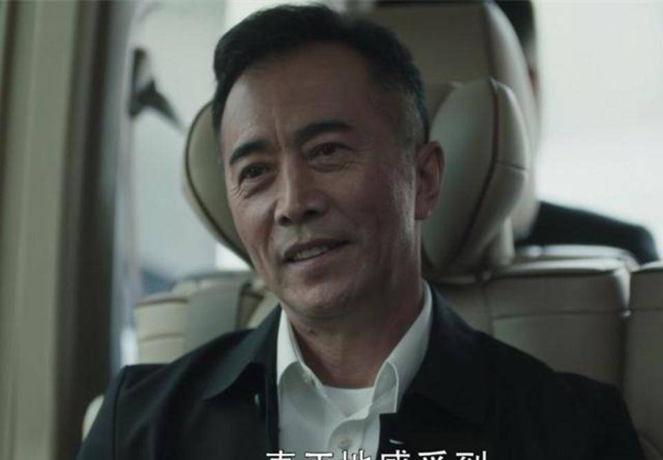 至此,在贺芸和宋涛之后,《扫黑风暴》中的第三位内鬼,王政终于曝光.