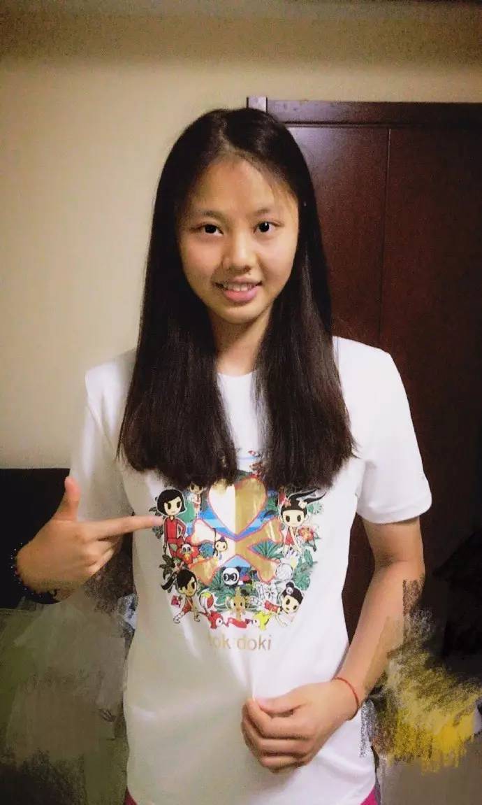 中国女排五大国手参加活动龚翔宇更漂亮了透露明年亚运会目标