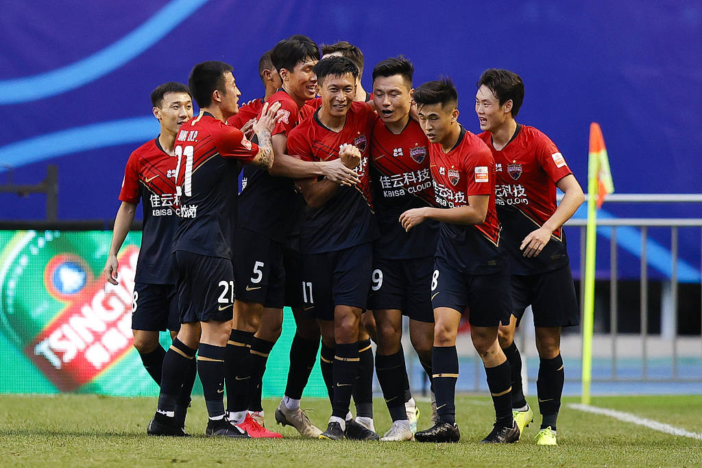 中国最贵足球外援_八一队可以引进外援了_中国足球比赛引进外援前成绩