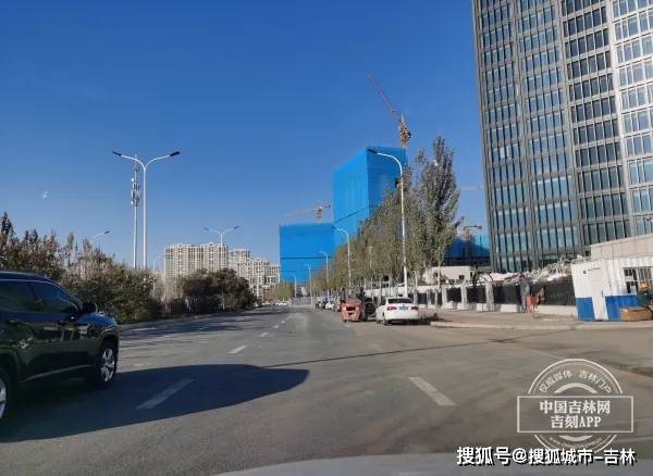 双向八车道长春南部新城又一条南北主干路芳草街通车