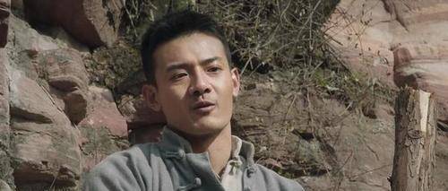 《红旗渠》童昆私传消息林捷工作很被动 瞎子叔找水途中意外身亡