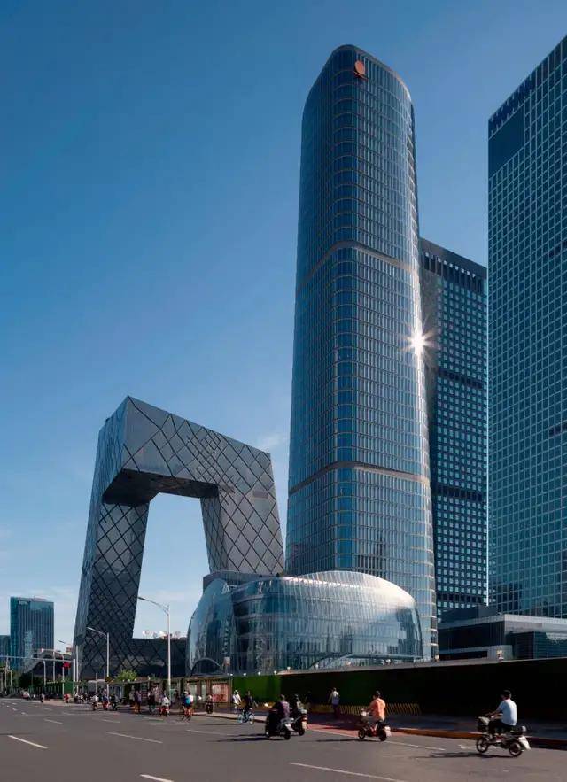 高205米北京cbd新地标阳光金融中心设计取意旭日东升