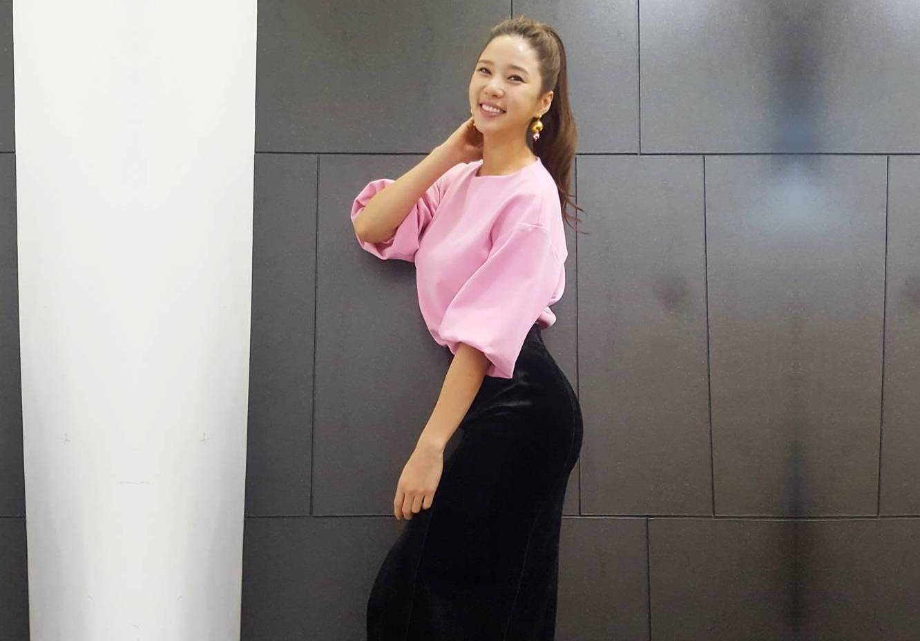 36c韩国性感健身网红,拥有亚洲女性最爱身材,在家如何