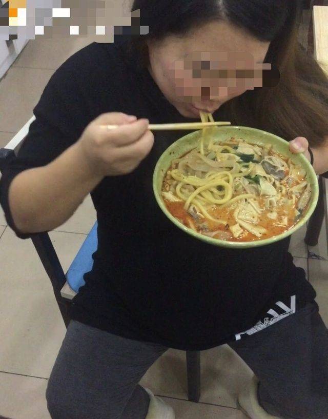 孕期要忌口：不能吃＂3种饭＂,对胎儿和孕妈自己的健康都不利！