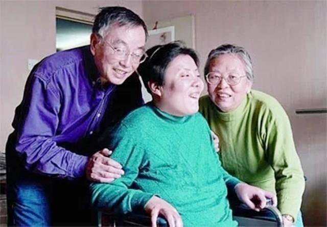 朱令被投毒事件已过26年凶手仍未落网今全身瘫痪智商如儿童
