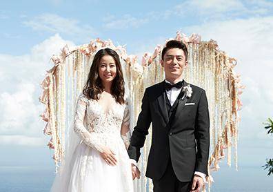 7月31日,霍建华与林心如俩人在巴厘岛举办了婚礼 .