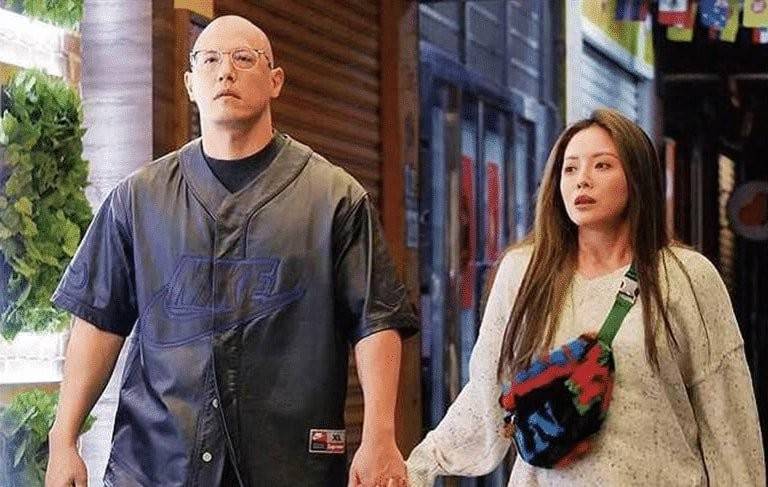 蒋友柏是披着贵族外衣的凤凰男吗?_林姮怡_外壳_支持