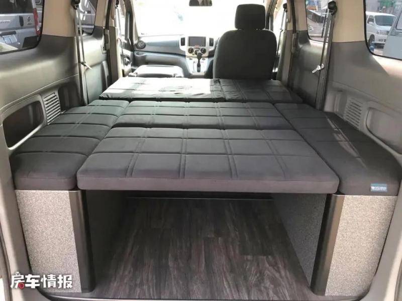 原创日产nv200床车16l自动挡上班开着省心内藏双人床午休特别爽