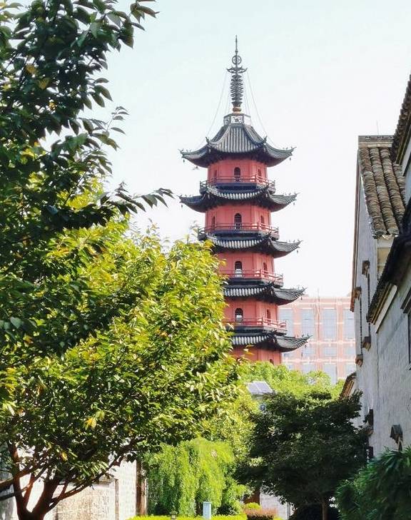 原创宁波地标天封塔距今1300年旁边就是屠呦呦故居