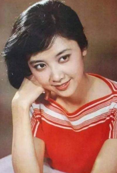 《西游记》女儿国国王朱琳,被誉为"第一美女",如今了?