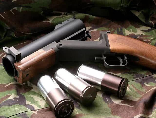 m79式榴弹发射器为单兵近战武器,主要用来杀伤有生目标,兼用于破甲