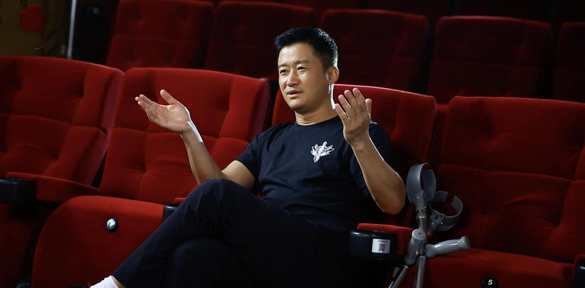 凭借着《战狼1 2》《长津湖》《流浪地球》这4部电影,吴京个人票房