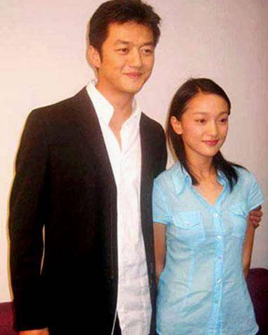 李亚鹏被判赔四千万,即使跪下求饶都没用,小女友的