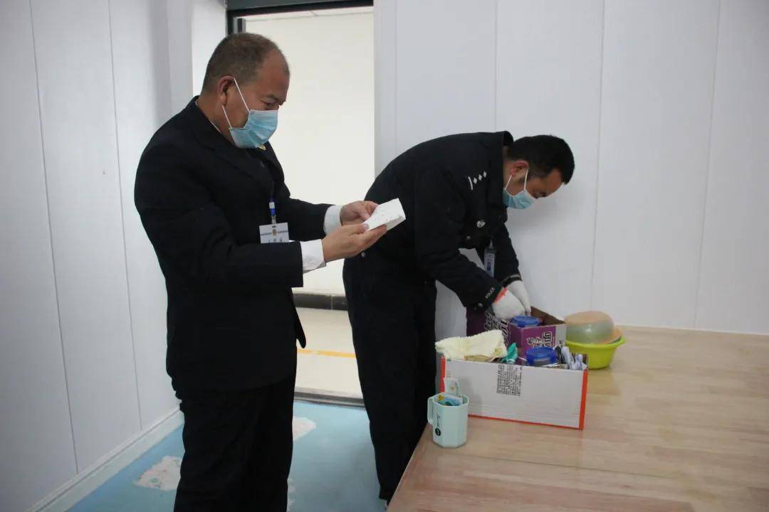 白银区检察院联合看守所开展节前安全大检查