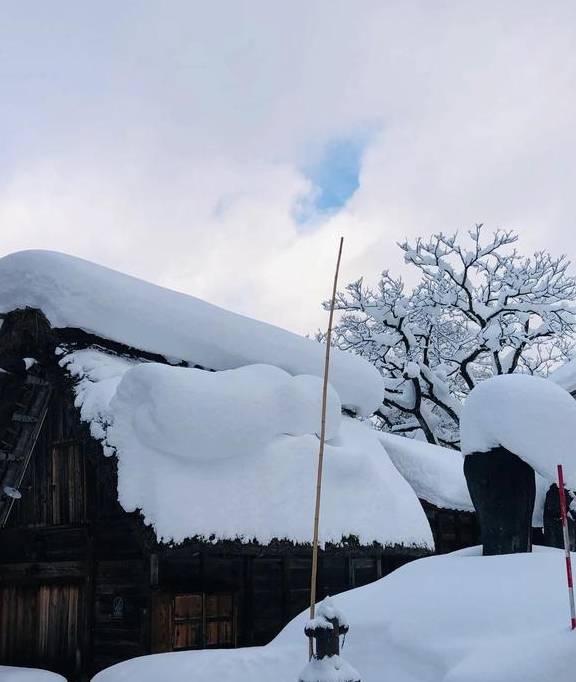 像童话世界一样美好的日本雪乡:世界遗产白川乡的一记