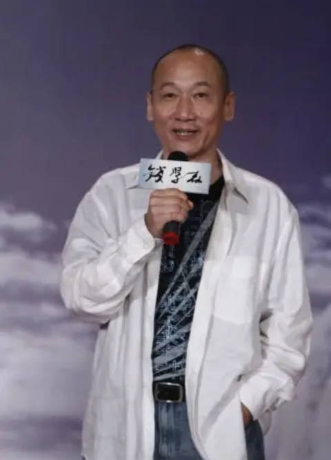 张瑜前夫张建亚支持妻子去美国失去幸福再婚娶普通人终获幸福
