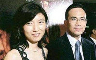 李嘉诚低调的大儿媳:被李泽钜疯狂追求,为李家改名,连生4子_王富信_王