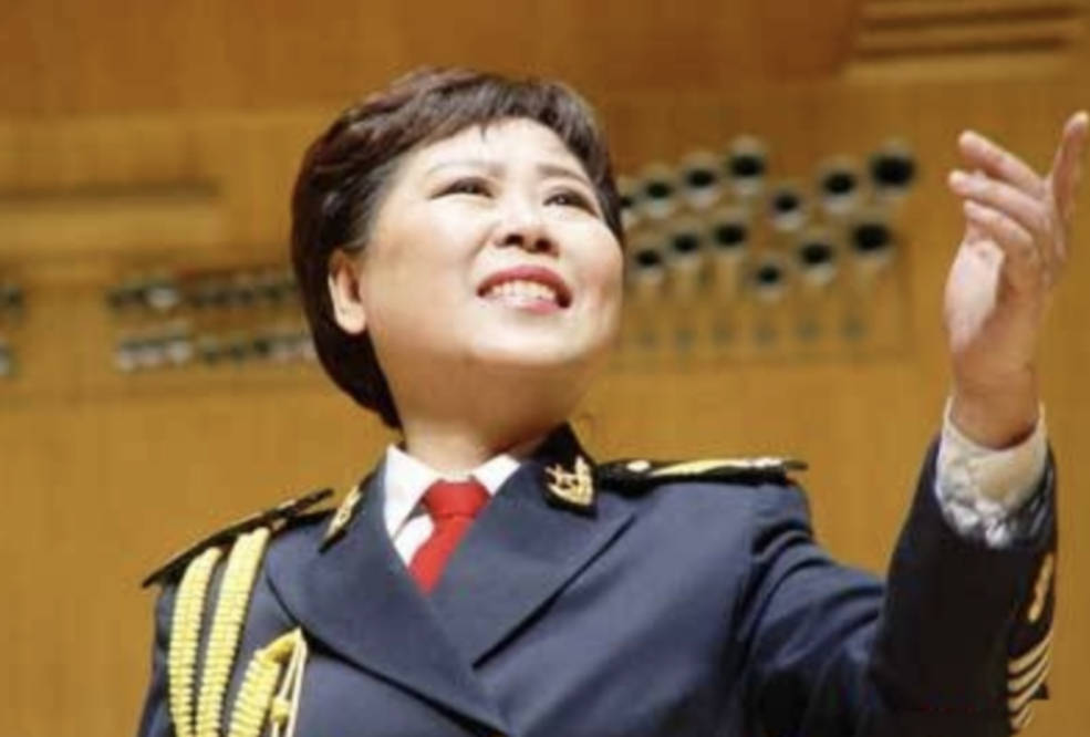 泉水叮咚响卞小贞丈夫为爱放弃出国脑瘫儿子是我们的骄傲