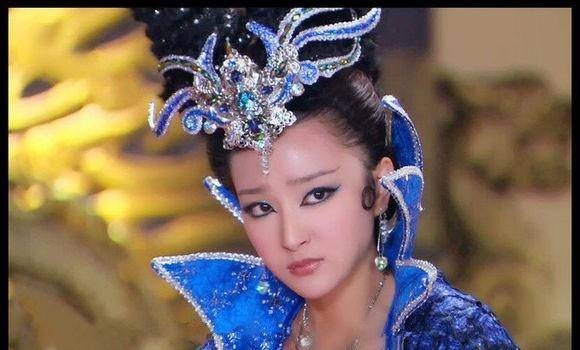 赫兰(殷叶子 饰):出自《封神英雄榜》