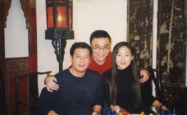 巫刚和前妻15年婚姻无儿无女却和不婚不育的陈瑾在一起20年