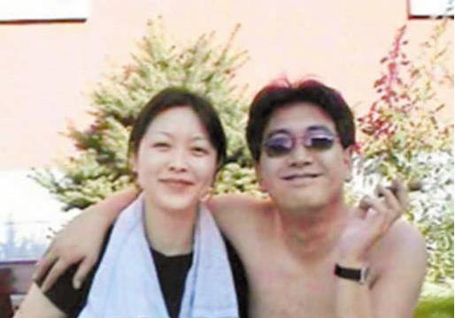 而在2006年,是水均益和前妻王君结婚15年的纪念日,那一天水均益专门