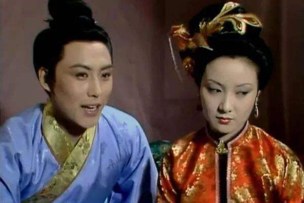 不是贾琏,而是备受唾骂!