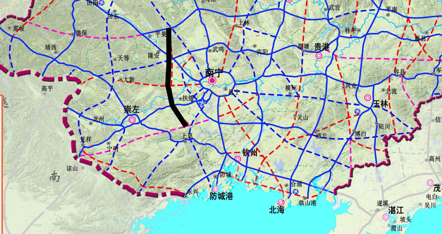 平果至上思高速建成,将成为百色出海最便捷的一段高速,不用绕行南宁就