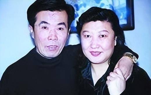 17年过去了,要帮高秀敏抚养女儿的赵本山和何庆魁