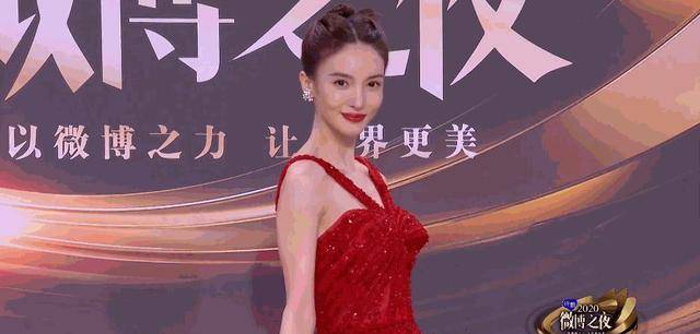 女星为走红毯好看有多拼张萌直接勒骨折金晨饿到看人重影