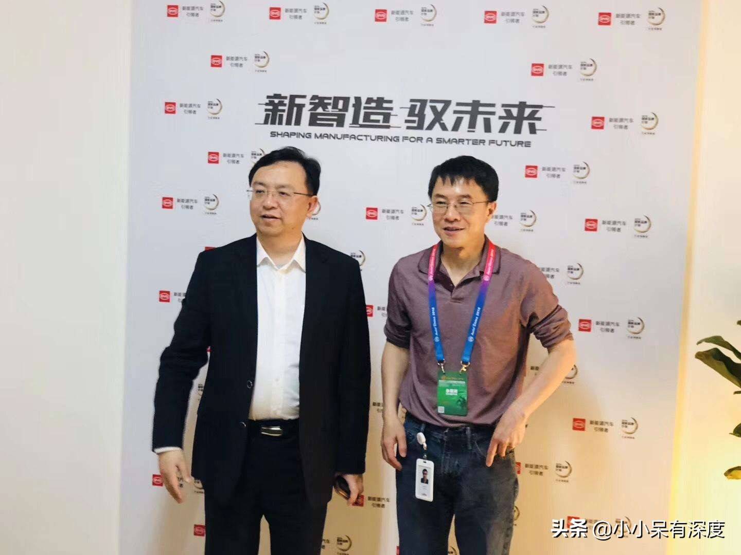 王传福父亲去世后哥嫂供他读书却培养出一个中国首富